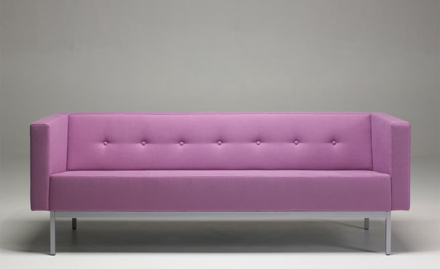 070 2.5 seat sofa with arms