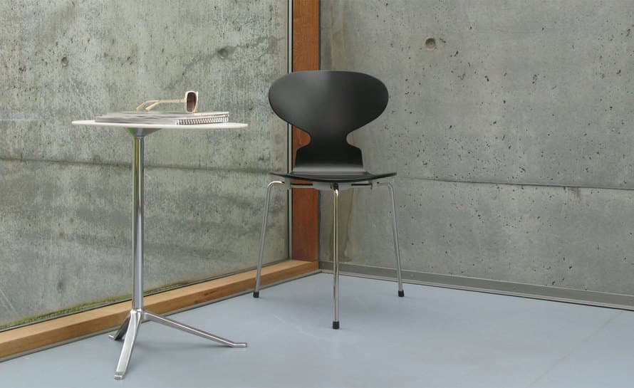 3 leg ant chair color