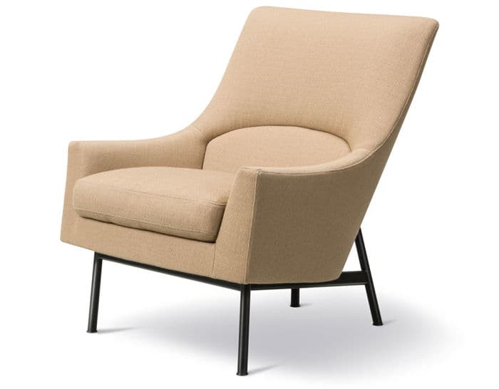 risom a-chair with metal base