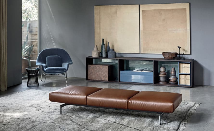 avio three seat bench