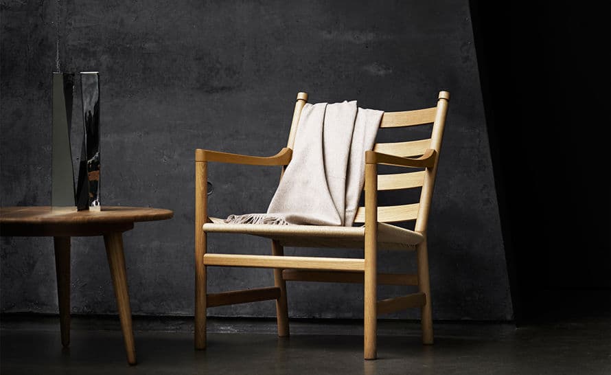 ch44 easy chair