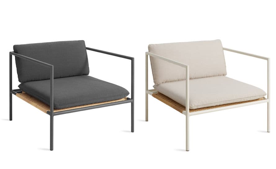 dog days outdoor lounge chair