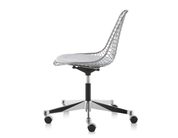 eames&reg; wire side chair with task base