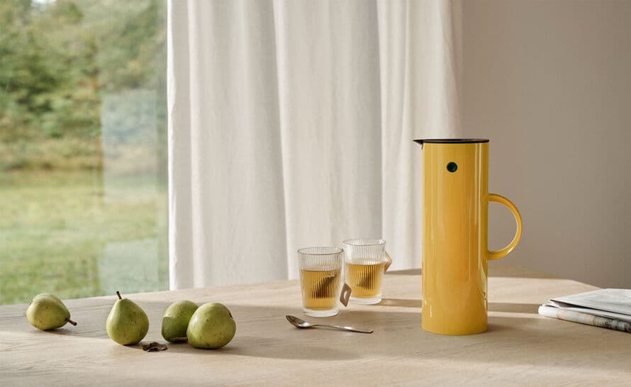 EM77 Vacuum Jug