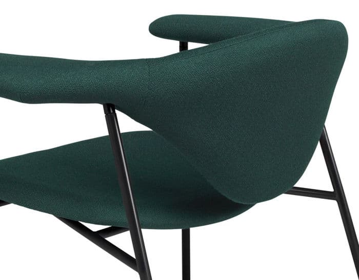masculo lounge chair with 4 leg base