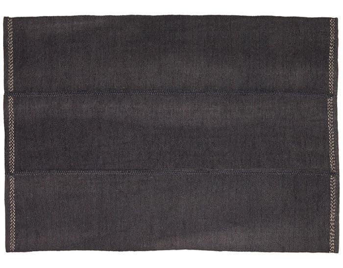 mia rug
