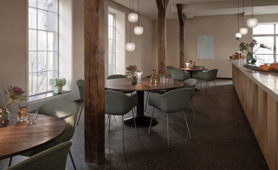 Midst Dining Table