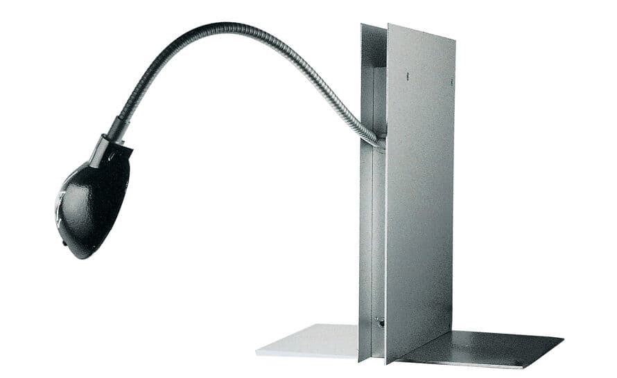 Oskar Bookshelf Lamp