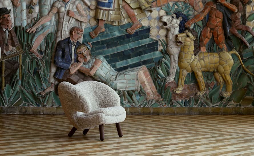 Pelican Chair