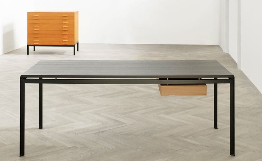 pk52 professor desk