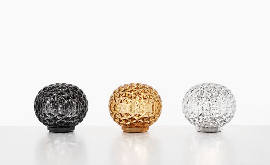 planet mini table lamp