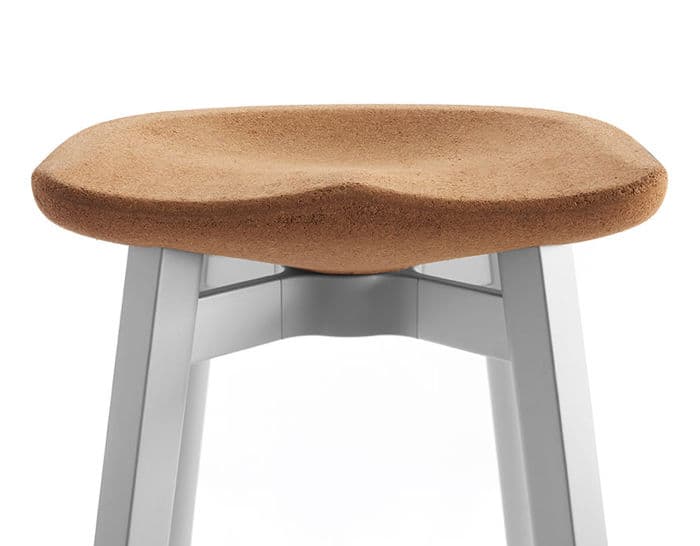 su small stool with cork seat