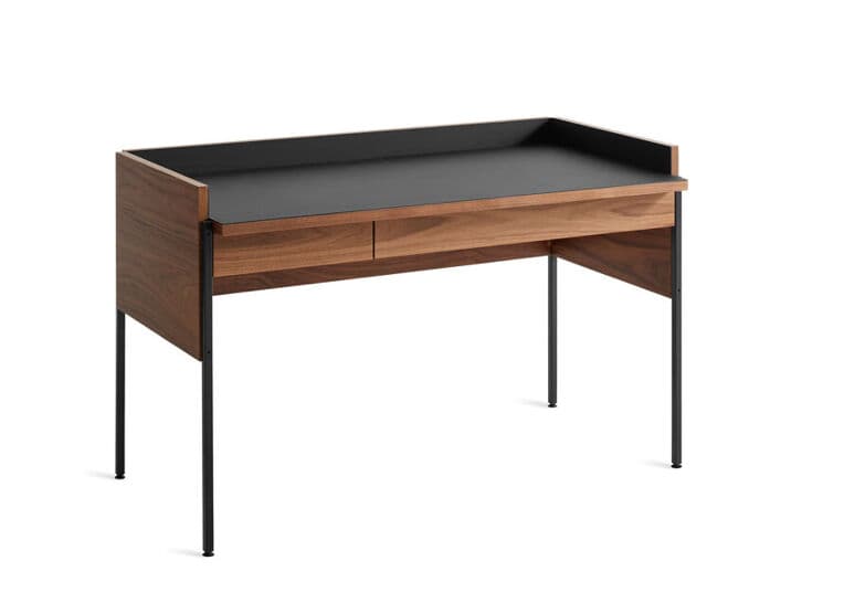 tabloid desk