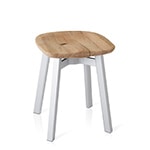 su small stool with wood seat
