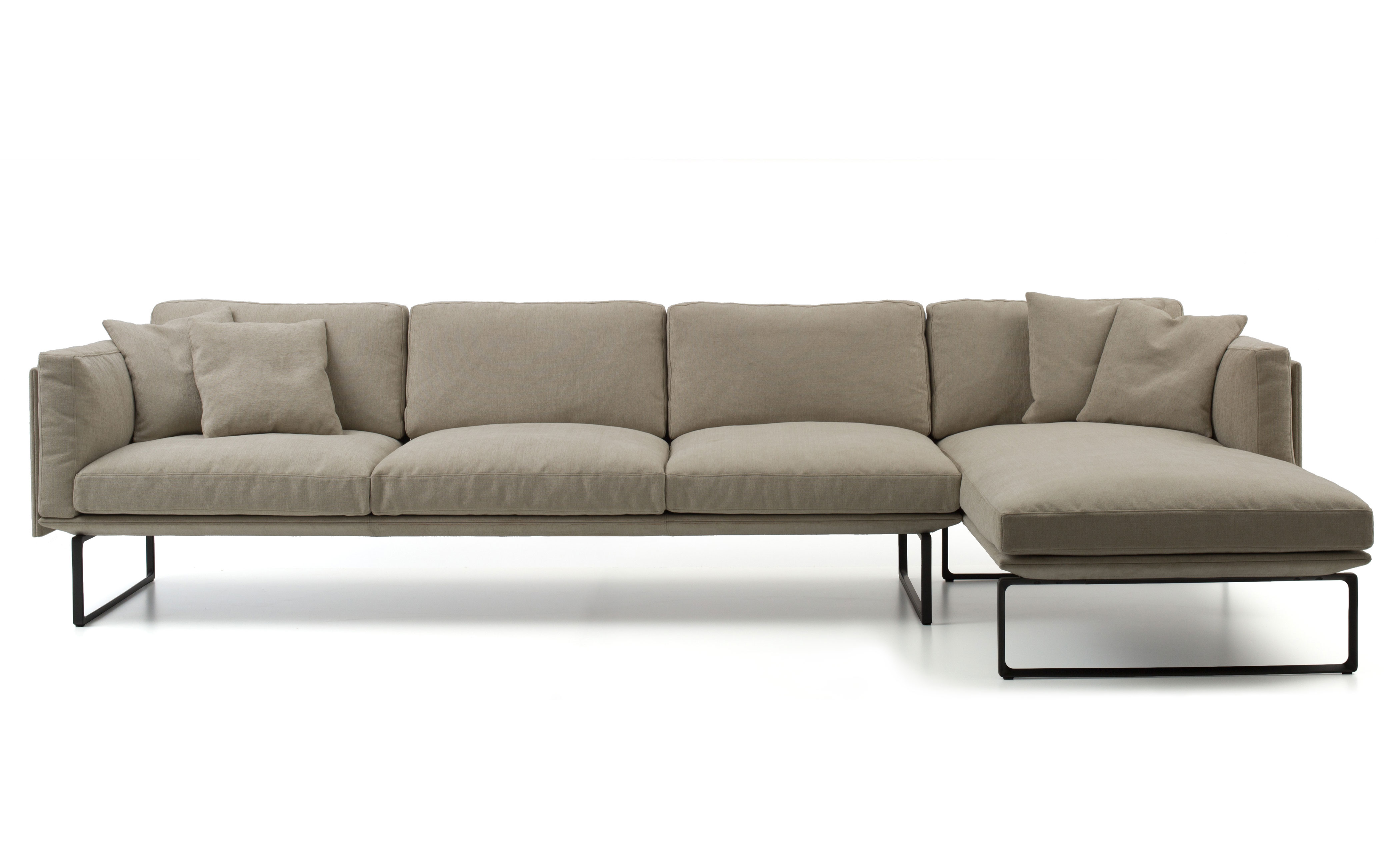 8 Sofa with Chaise Longue