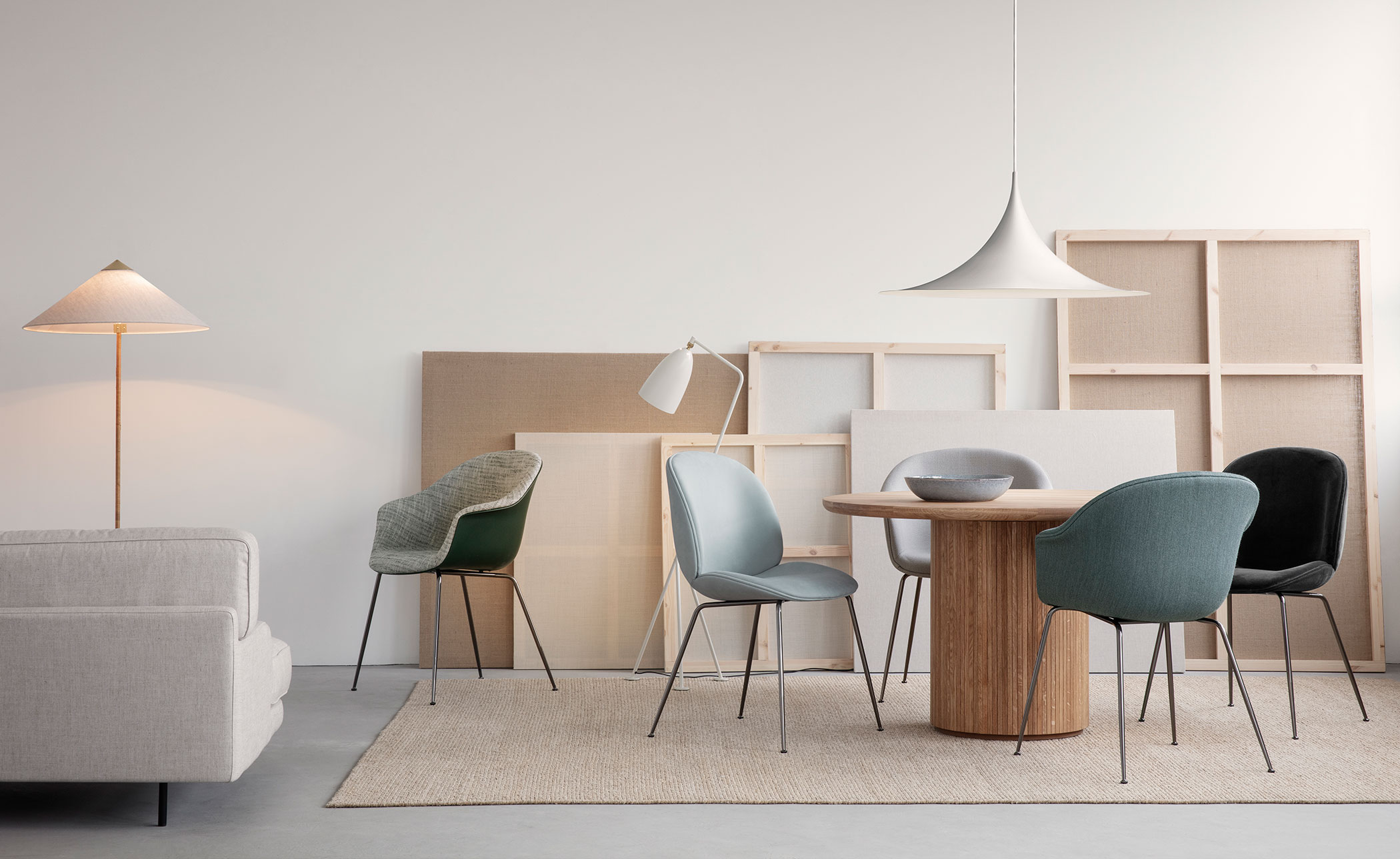 9602 Floor Lamp