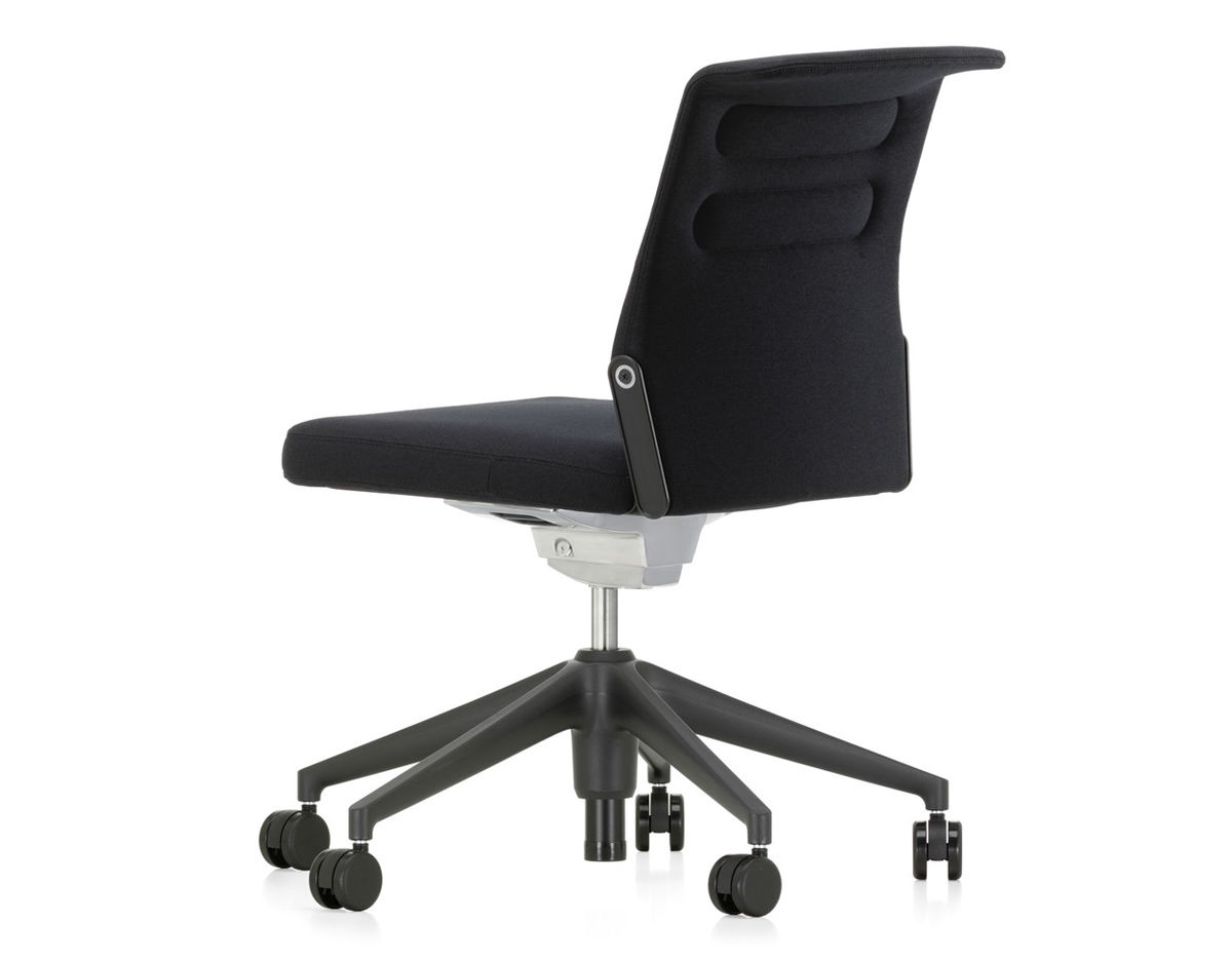 ac5 studio chair