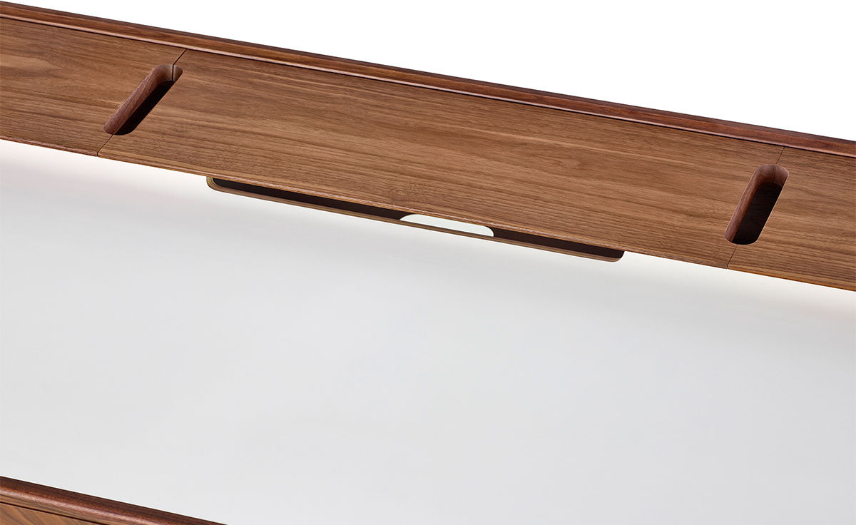 airia™ desk