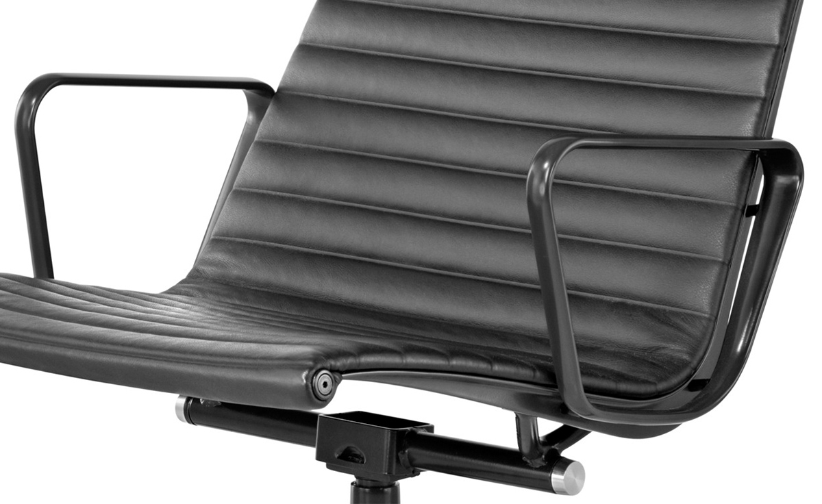 eames&reg; aluminum group lounge chair & ottoman