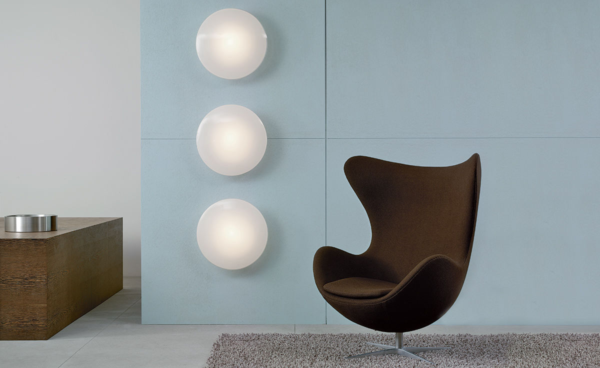 arne jacobsen eklipta wall/ceiling light