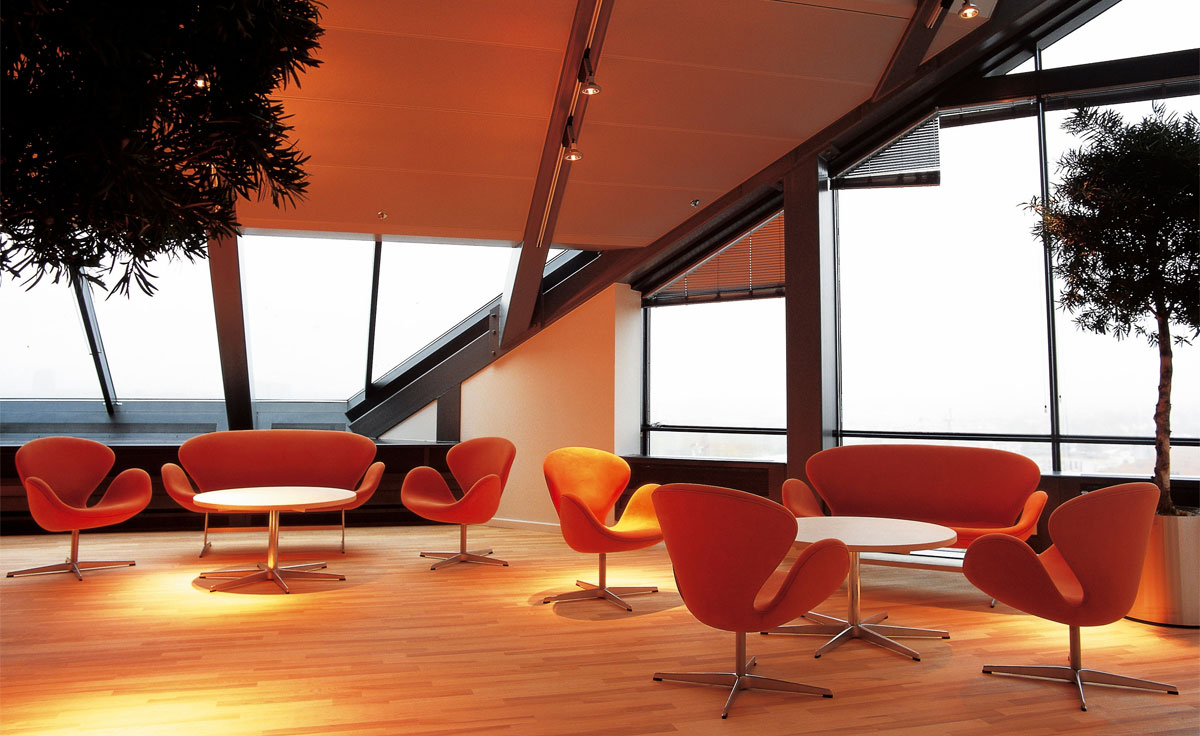 arne jacobsen swan chair