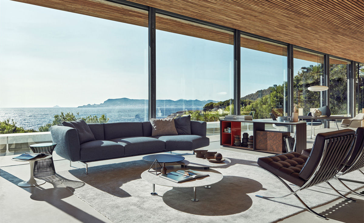 avio three seat sofa