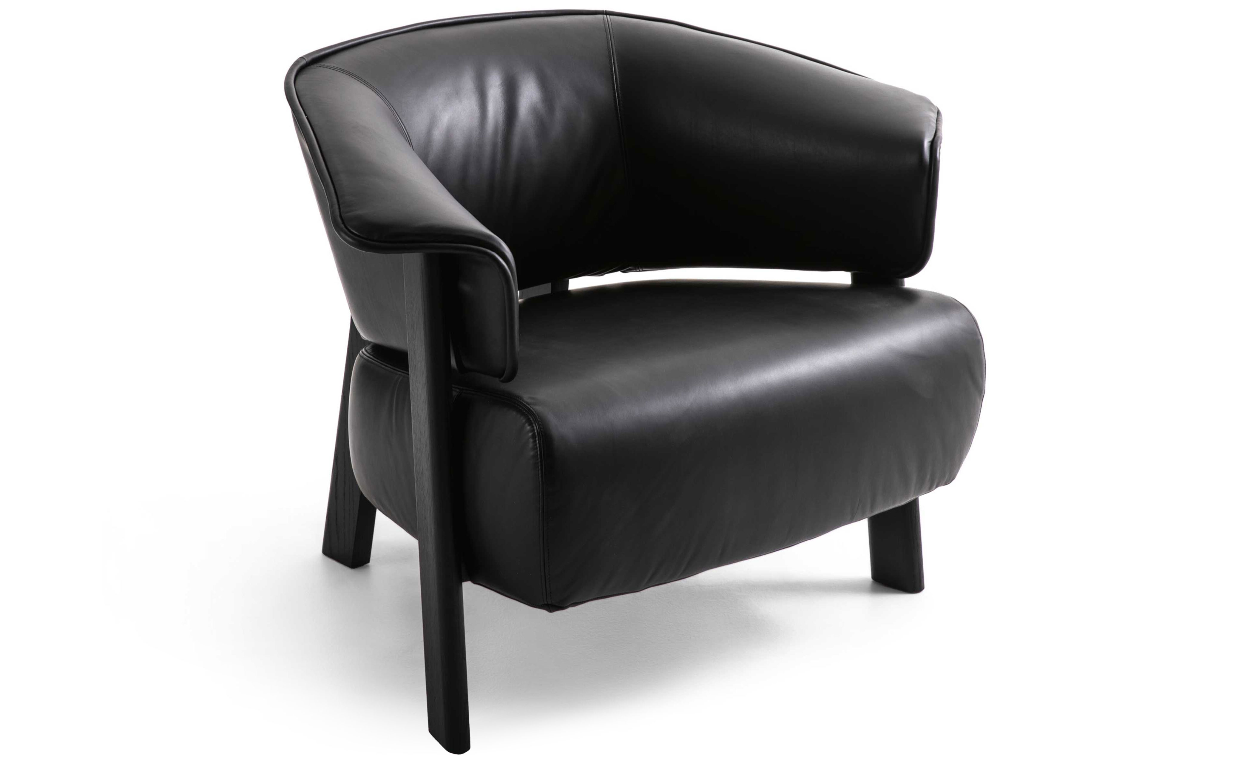 Back-Wing Lounge