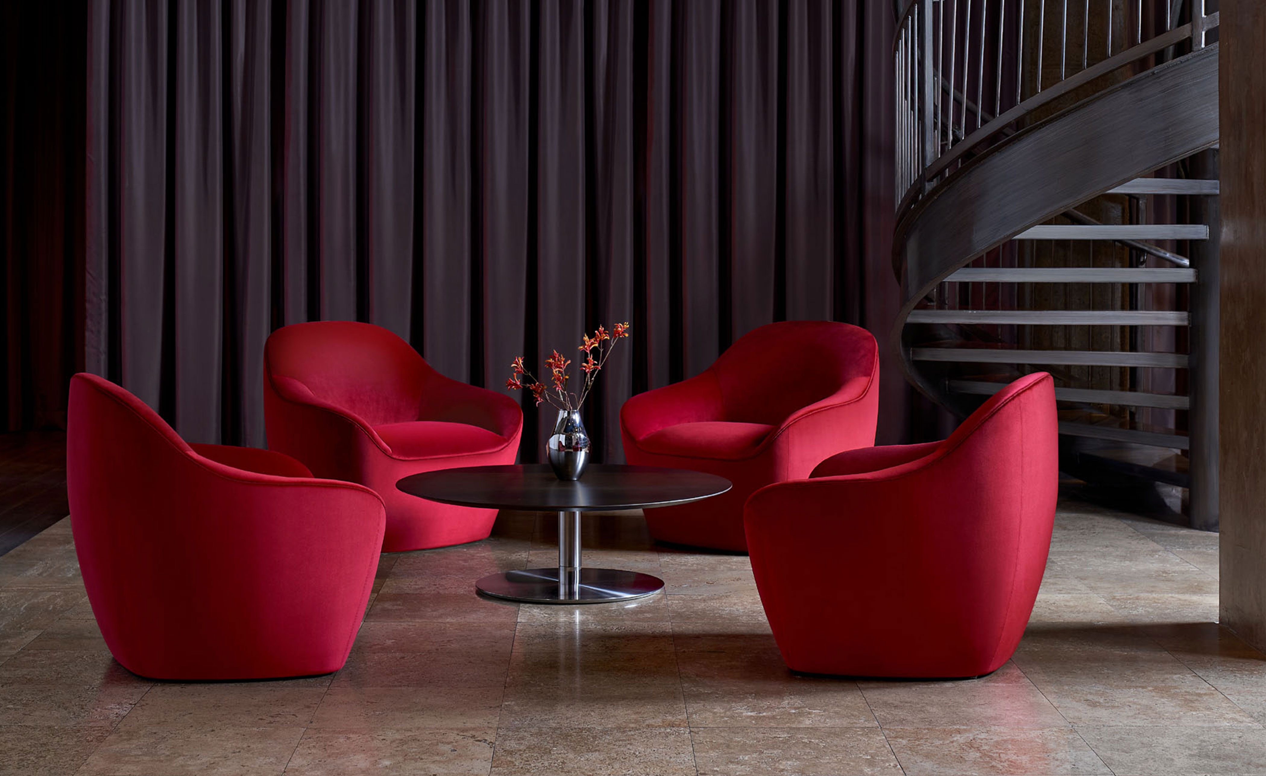 Becca Lounge