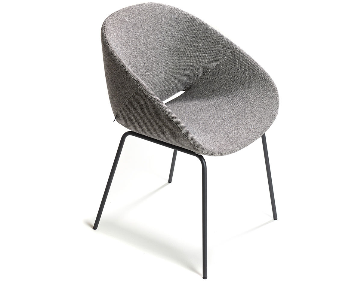 beso 4 leg armchair