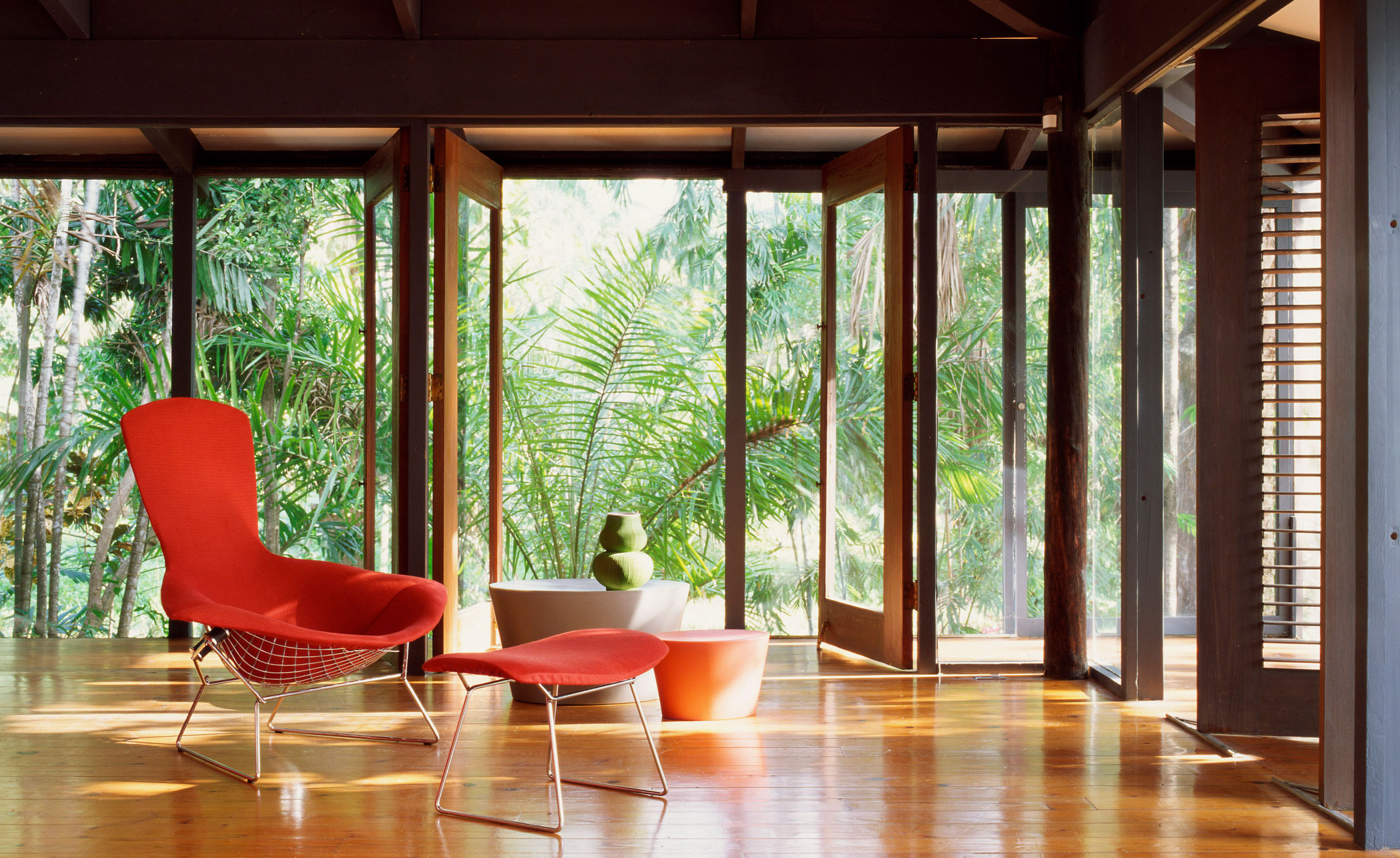 bird chair with no ottoman