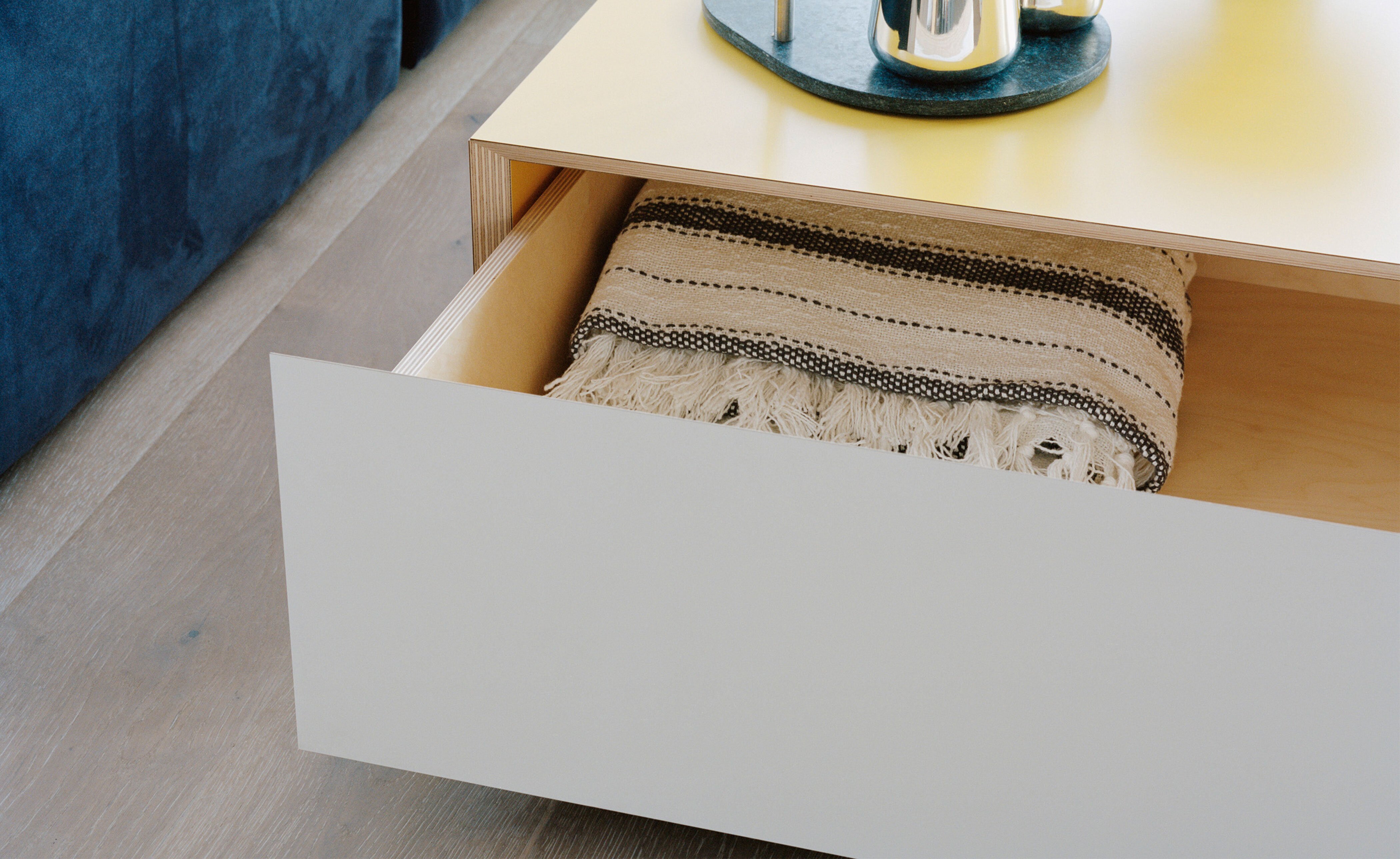 Bloc Storage Table