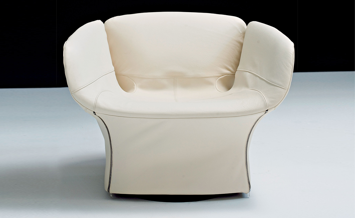 bloomy armchair