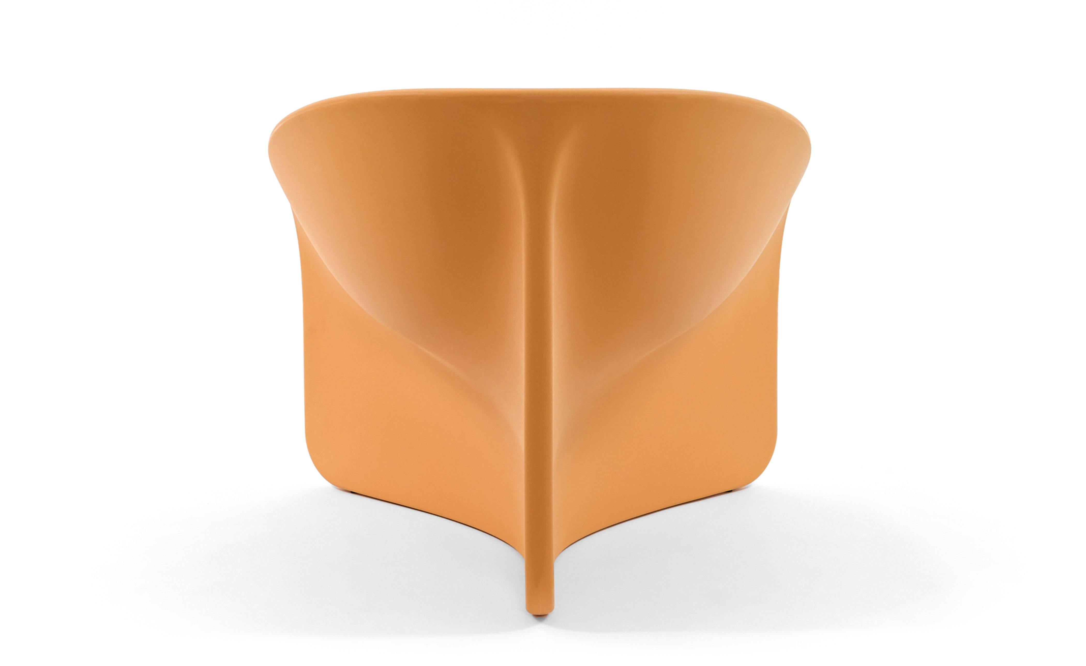 Bluff Lounge Chair