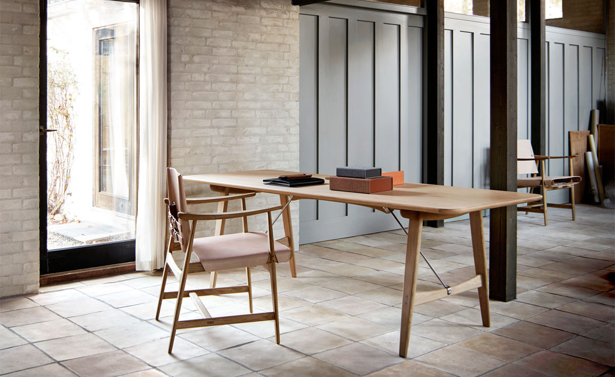 bm1106 huntsman chair