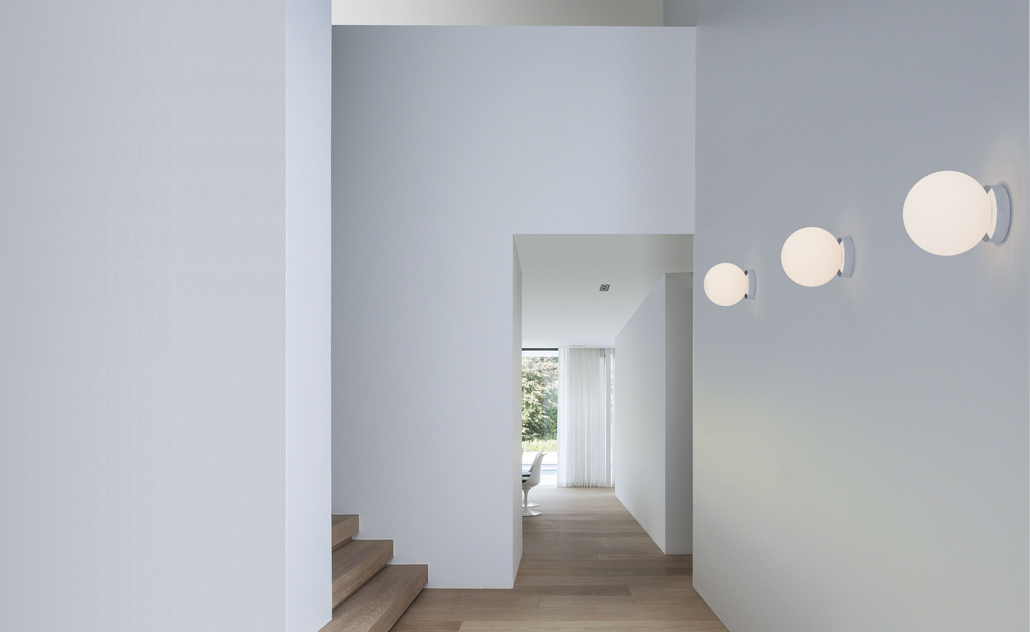 Bola Sphere Flush Light