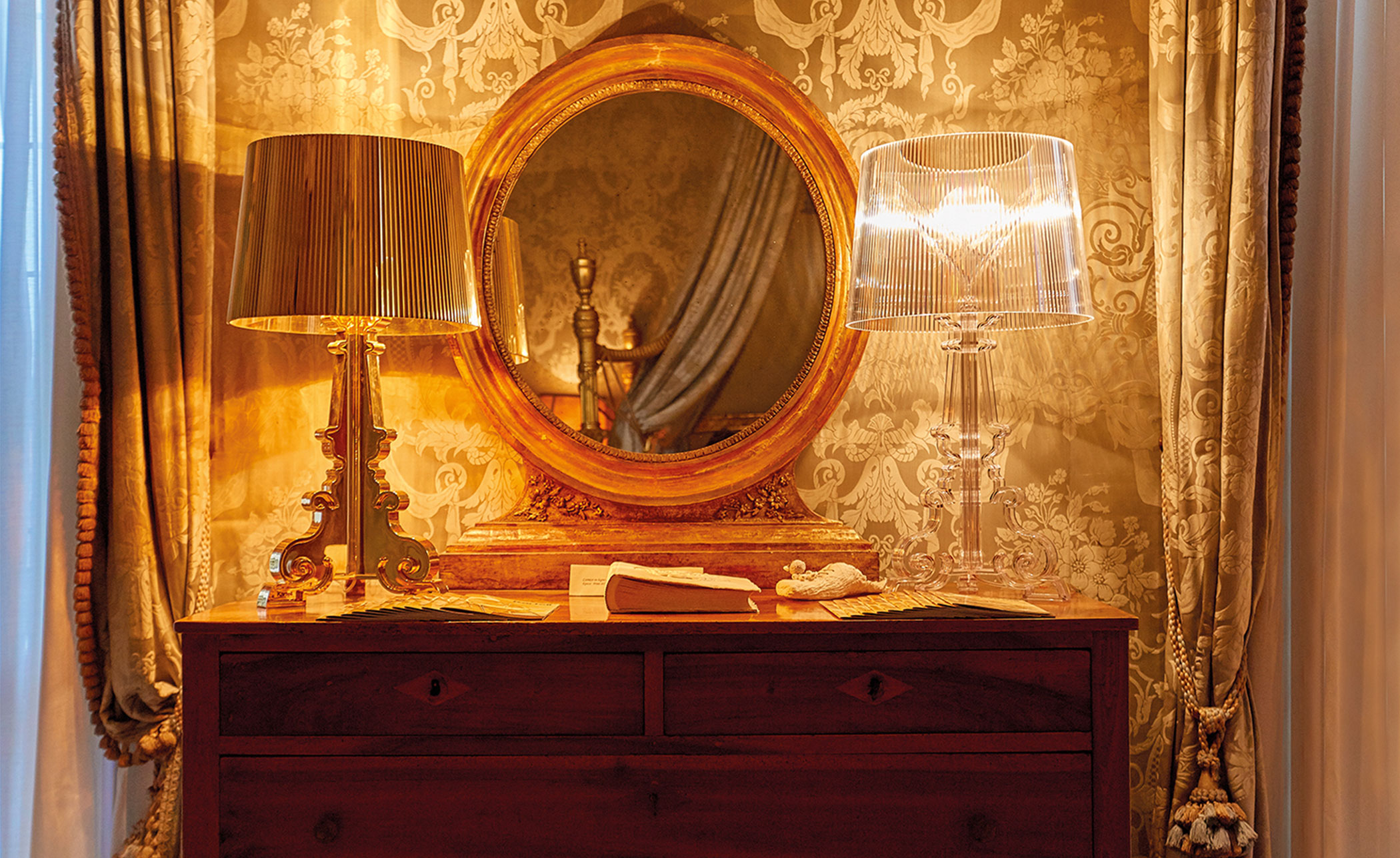 bourgie table lamp