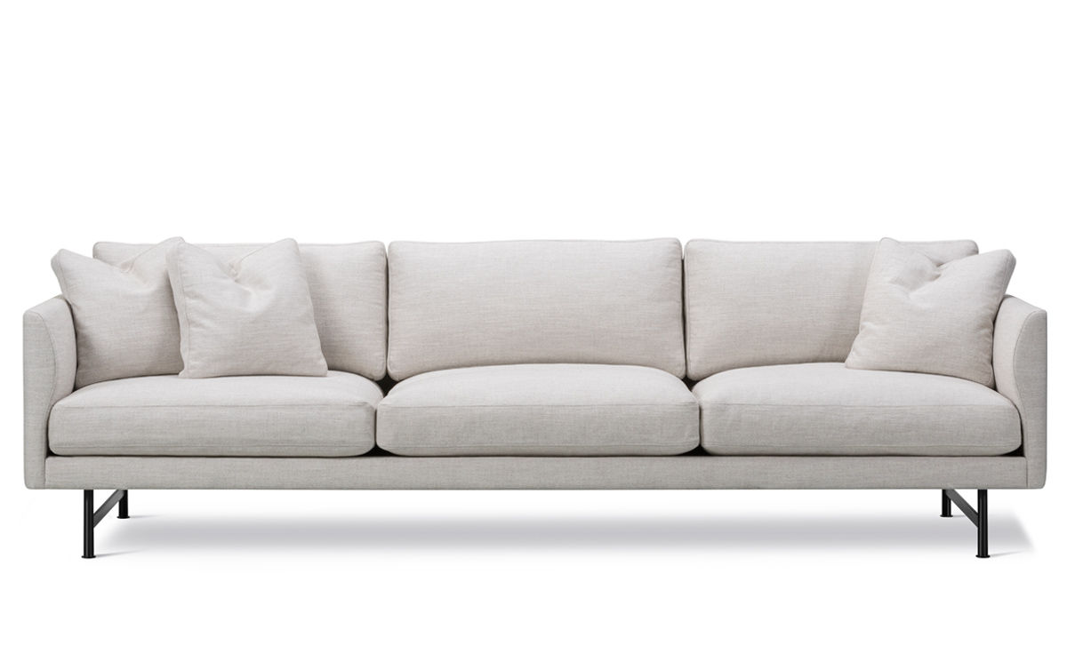 calmo 80 three seat sofa with metal base
