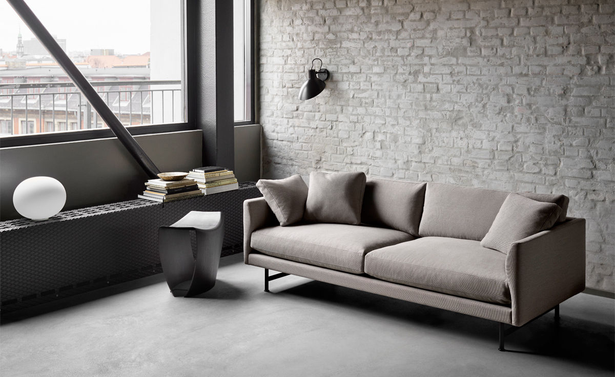 calmo 95 two seat sofa with metal base