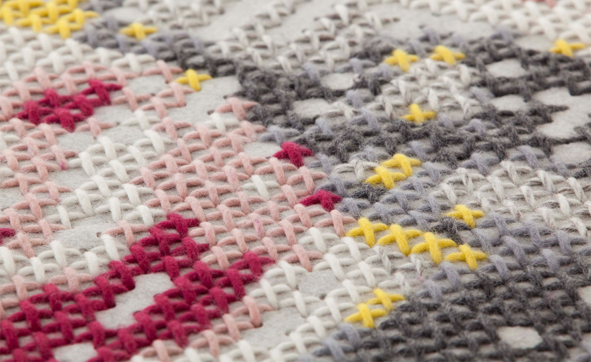 canevas flowers rug