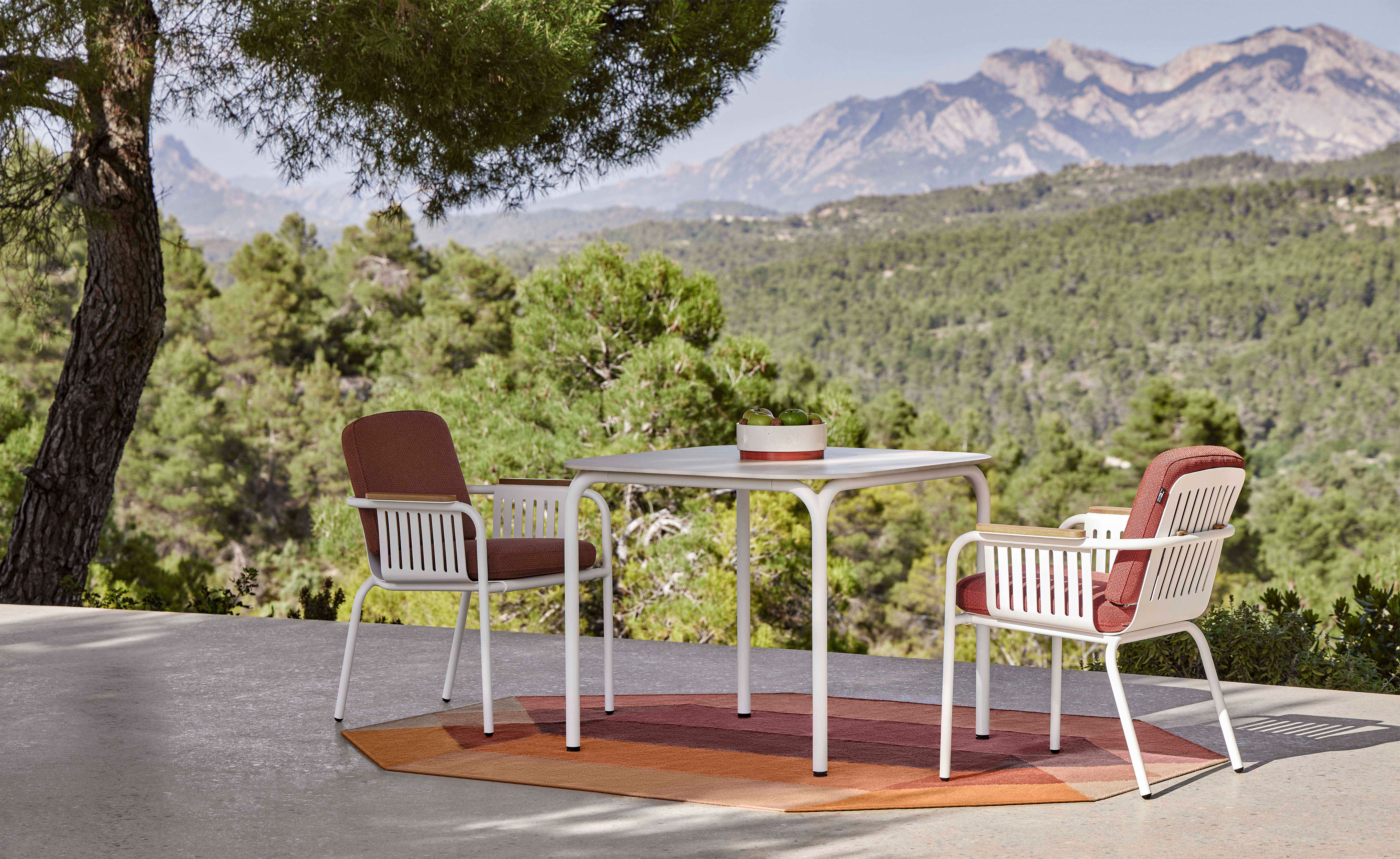 Capa Dining Armchair