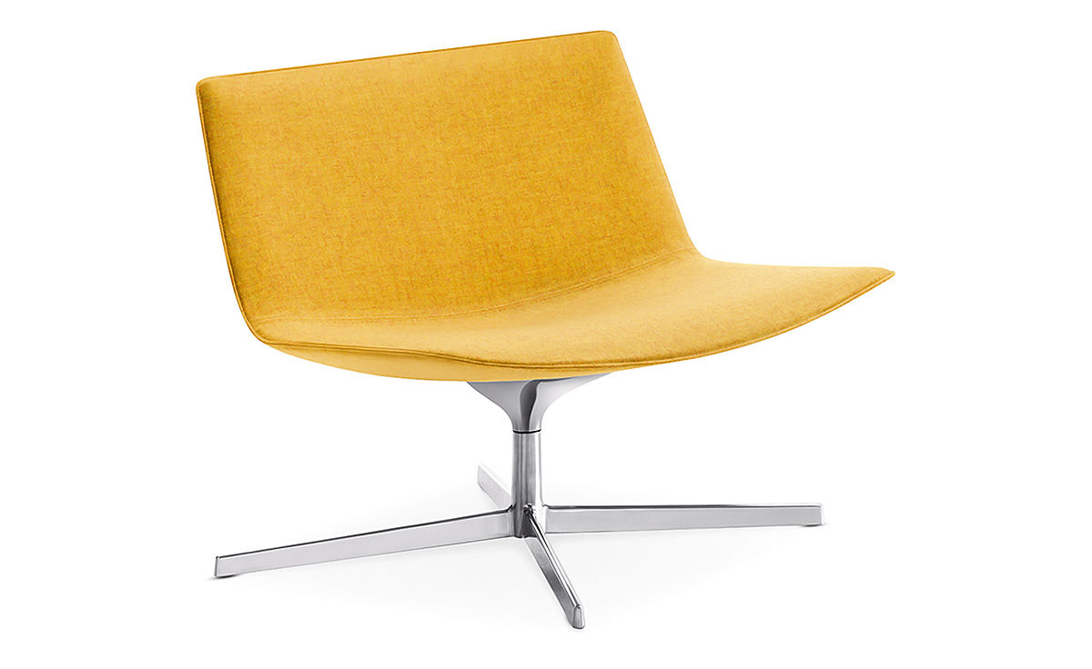 catifa 80 lounge chair with pedestal base