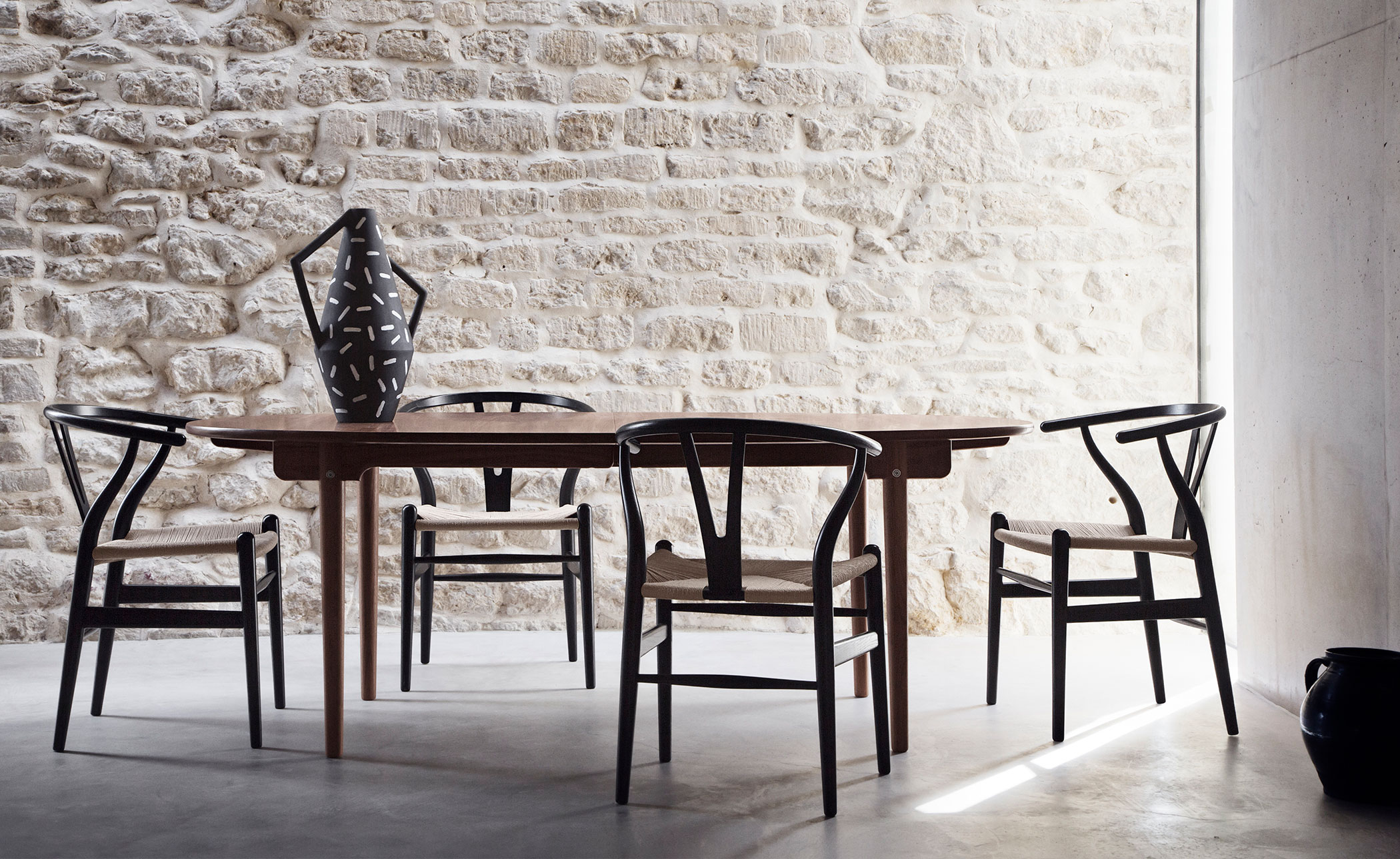 CH338 Dining Table