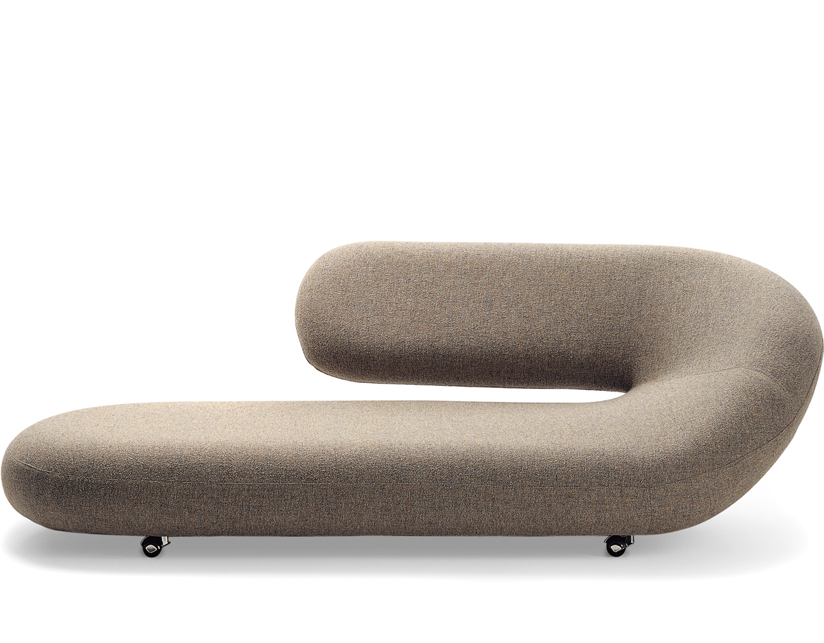 chaise lounge
