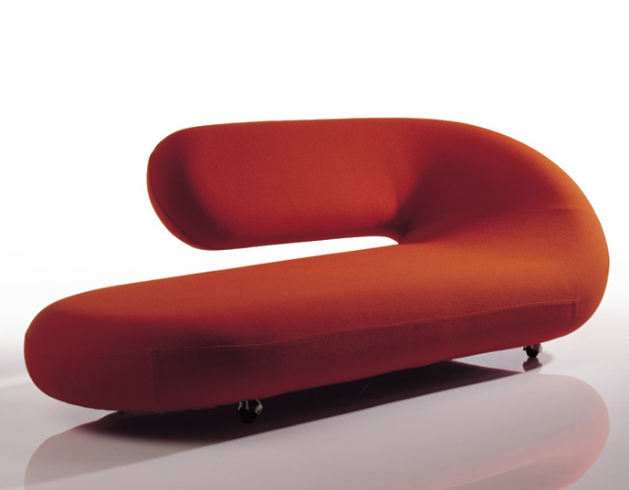 chaise lounge