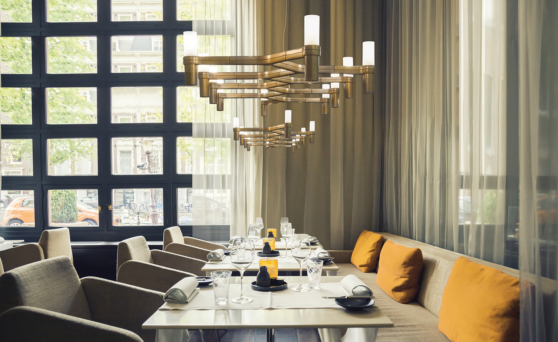 Crown Plana Linea Pendant Lamp