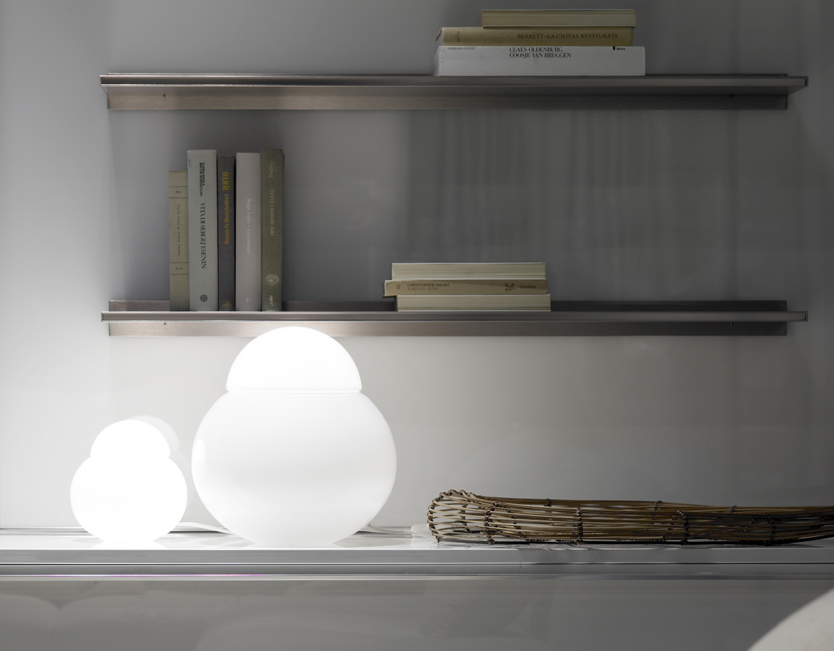 daruma table lamp