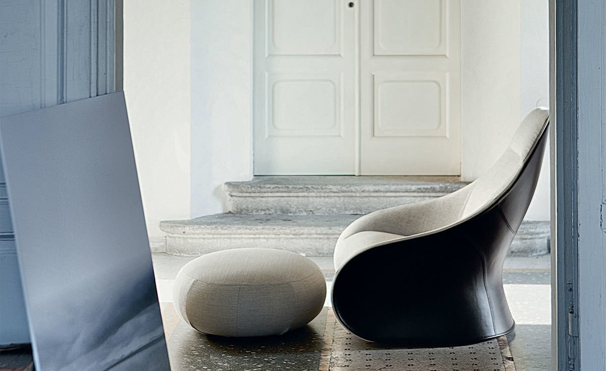 derby lounge chair