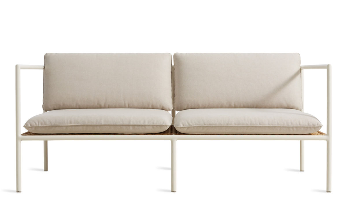 dog days outdoor 2 seat sofa