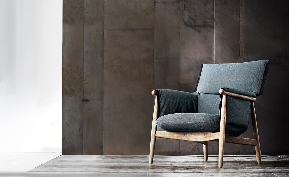 e015 embrace lounge chair
