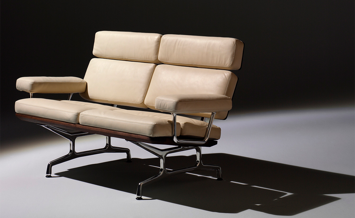 eames® 2 seat sofa